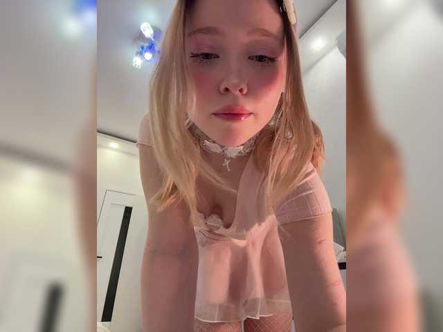 l1ttle-puppy's BongaCams show and profile