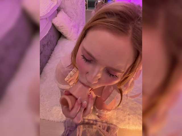 l1ttle-puppy's BongaCams show and profile