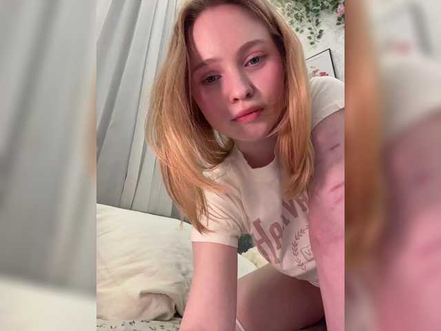 l1ttle-puppy's BongaCams show and profile