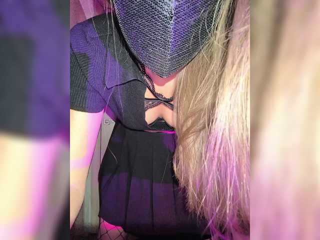 KitKat666's BongaCams show and profile