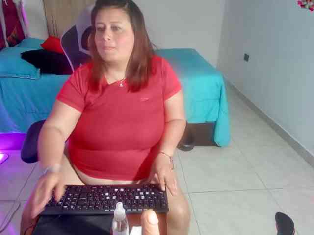 LizzMilf webcam