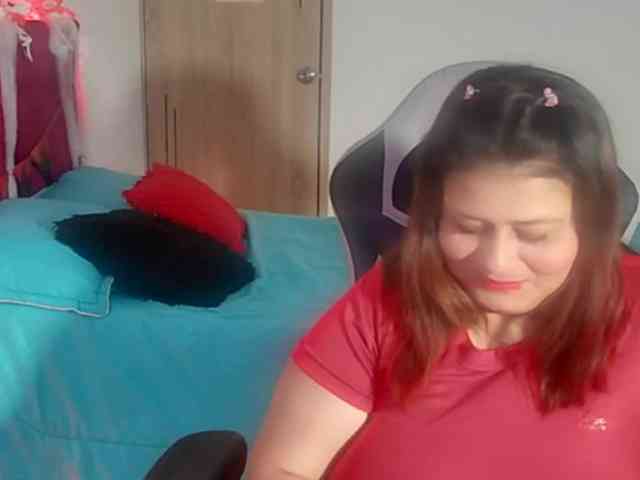 LizzMilf webcam