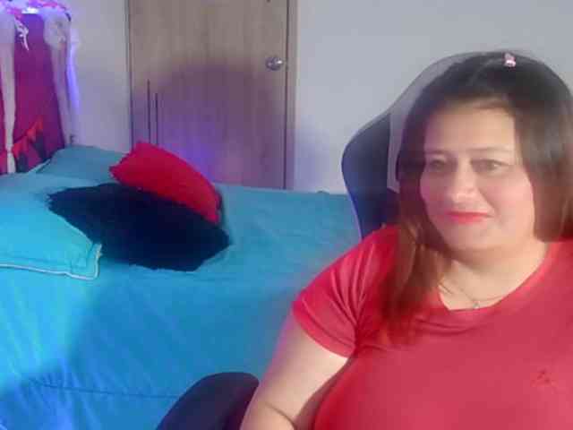 LizzMilf webcam