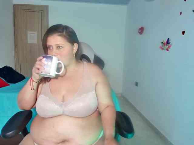 LizzMilf webcam
