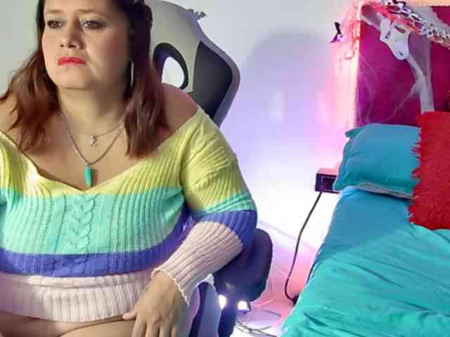 LizzMilf webcam