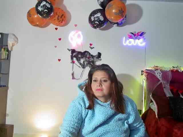 LizzMilf webcam