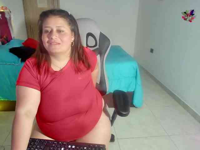 LizzMilf webcam