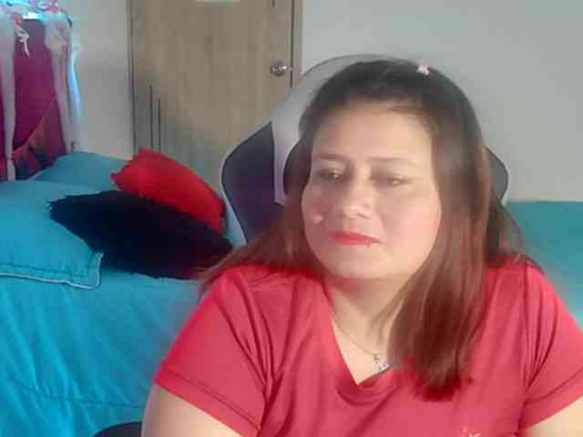 LizzMilf webcam