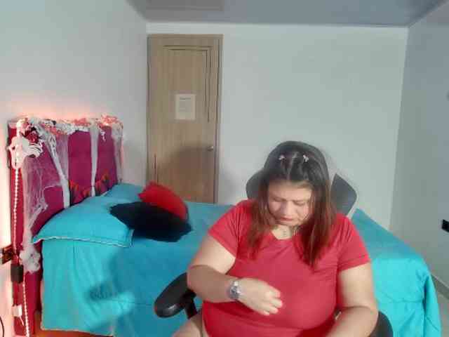 LizzMilf webcam