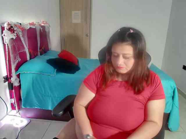 LizzMilf webcam