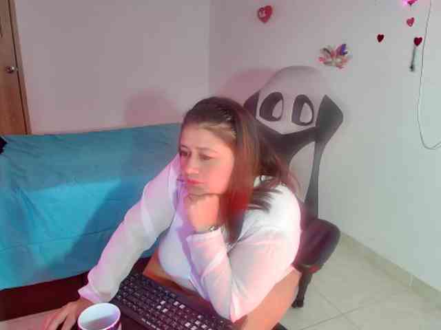 LizzMilf webcam