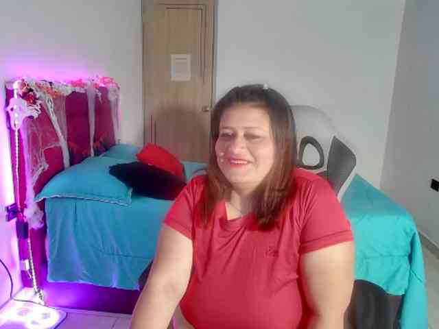 LizzMilf webcam