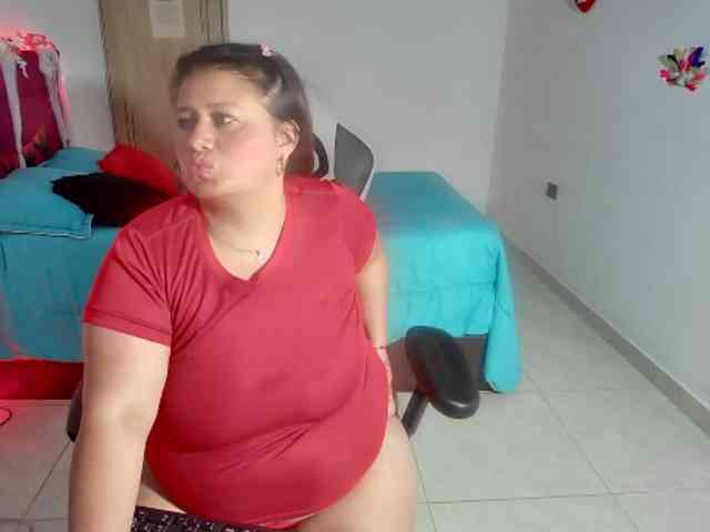 LizzMilf webcam