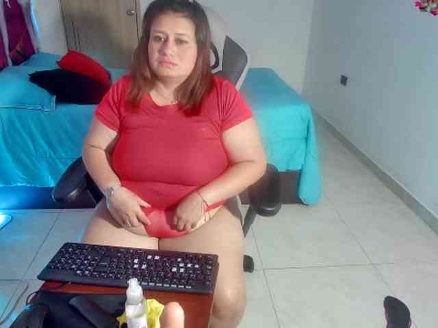 LizzMilf webcam