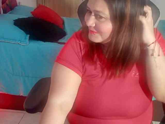 LizzMilf webcam