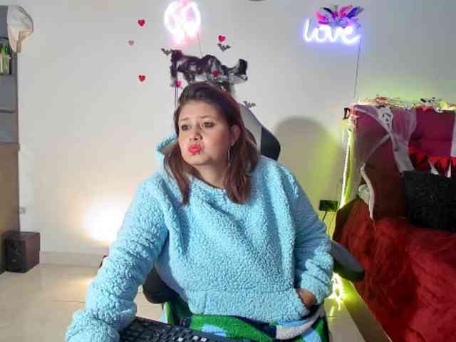 LizzMilf webcam