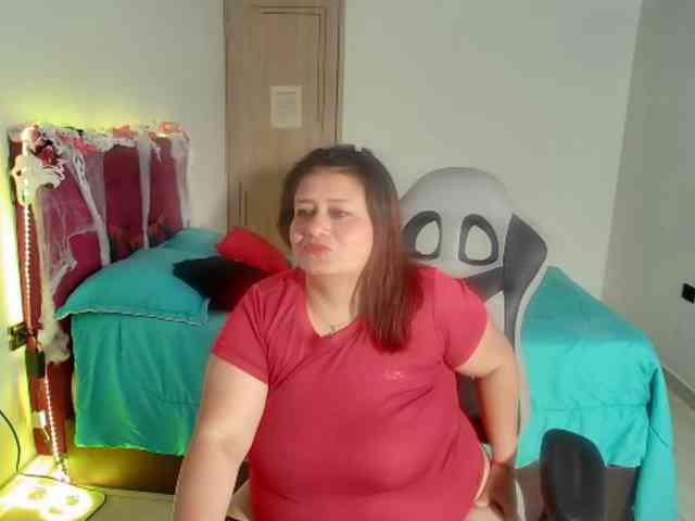 LizzMilf webcam