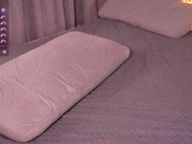 _Mia_ webcam