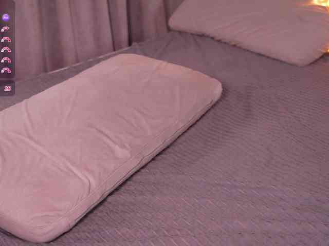 _Mia_ webcam