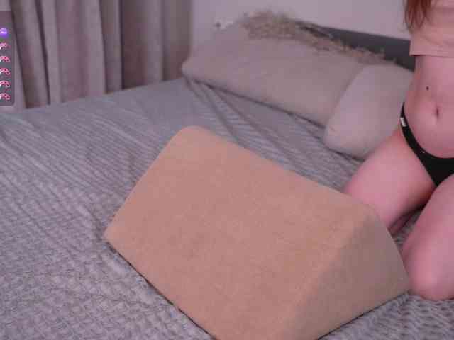 _Mia_ webcam