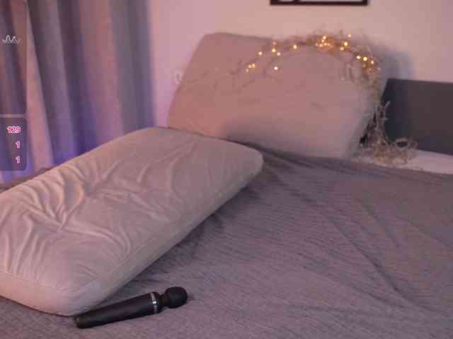 _Mia_ webcam