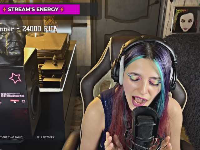 FoxyChanson Porn