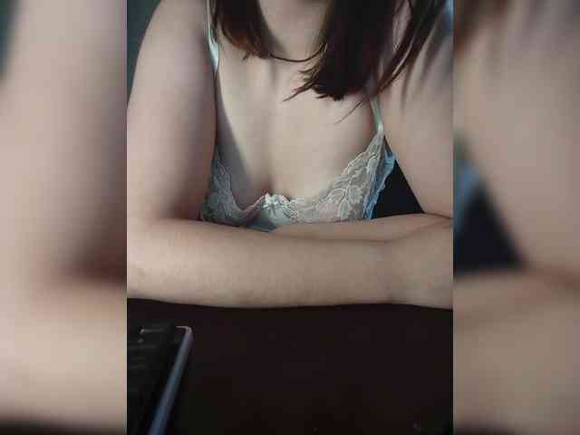 Ksusha2m webcam