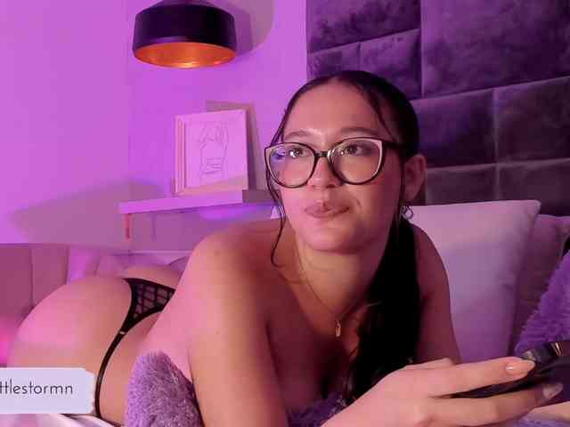 Kristen-Brooks webcam