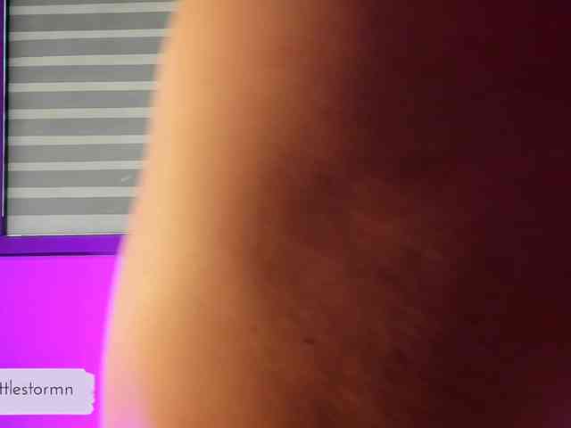 Kristen-Brooks webcam