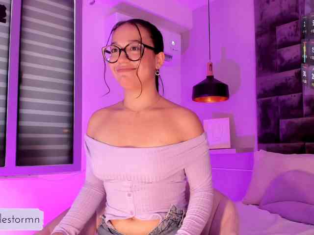 Kristen-Brooks webcam