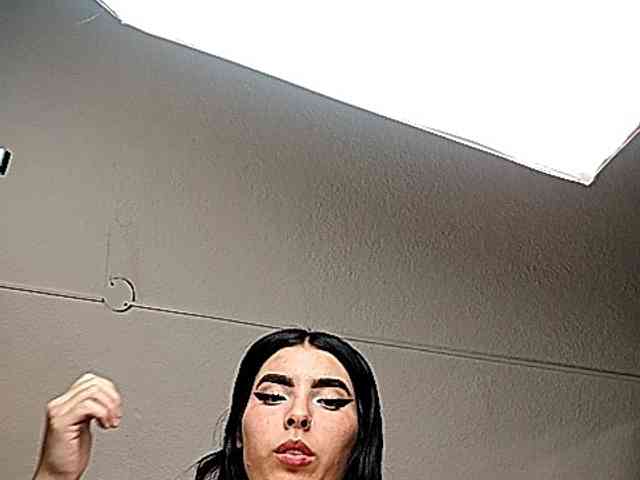 Bigtitsx Live Webcam on BongaCams