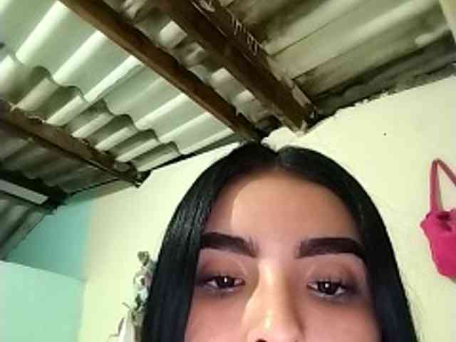 Bigtitsxxx webcam