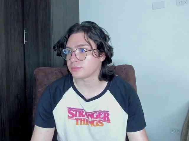Noahbakker Live Webcam on BongaCams