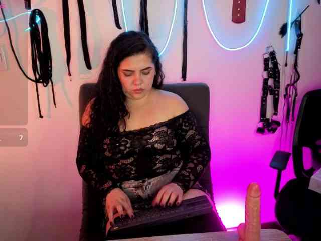 Loren-888 webcam