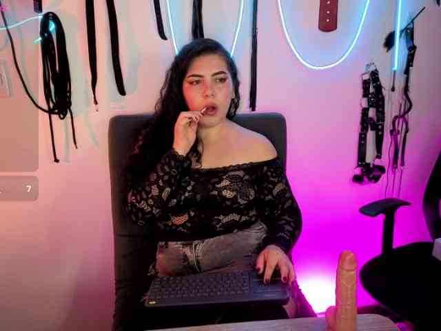 Loren-888 webcam