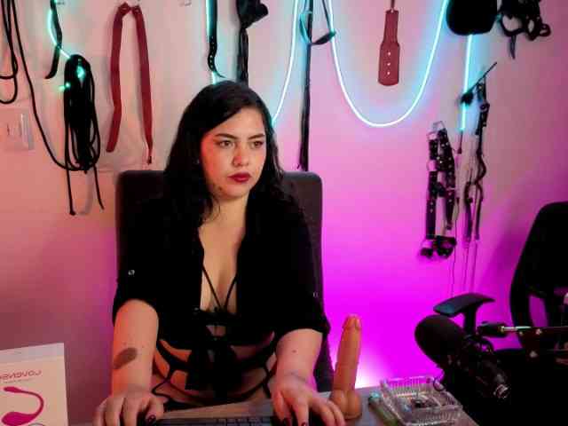 Loren-888 webcam