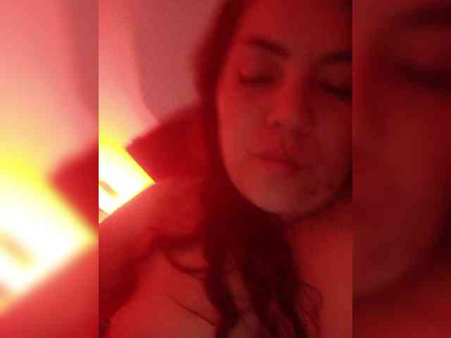 Loren-888 webcam