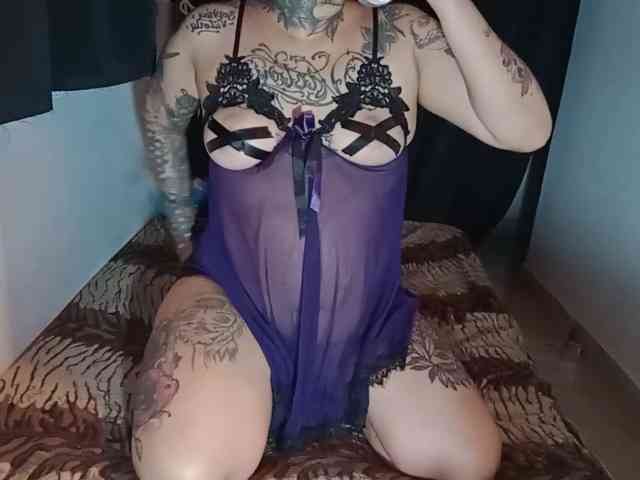 tristanykarolb webcam