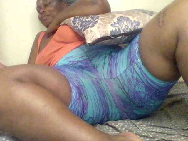Sexxydiva6 webcam