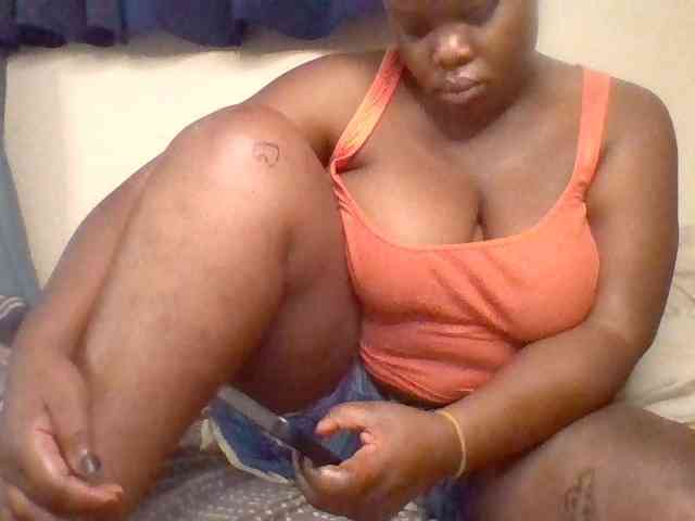 Sexxydiva6 webcam