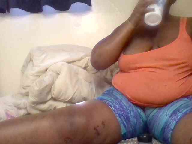 Sexxydiva6 webcam