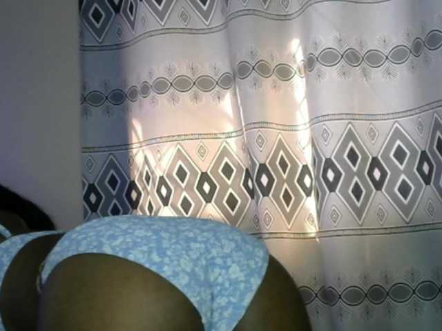 Hornylisa's BongaCams show and profile