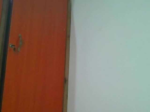 Hornylisa's BongaCams show and profile