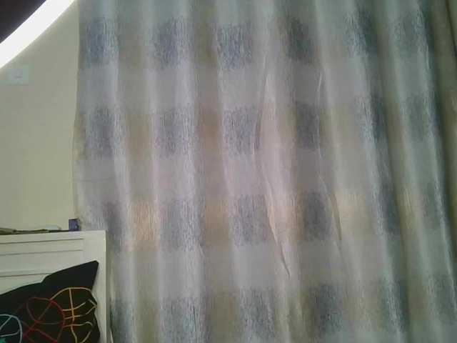 Hornylisa's BongaCams show and profile