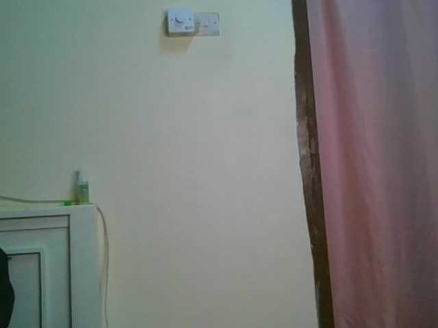 Hornylisa's BongaCams show and profile