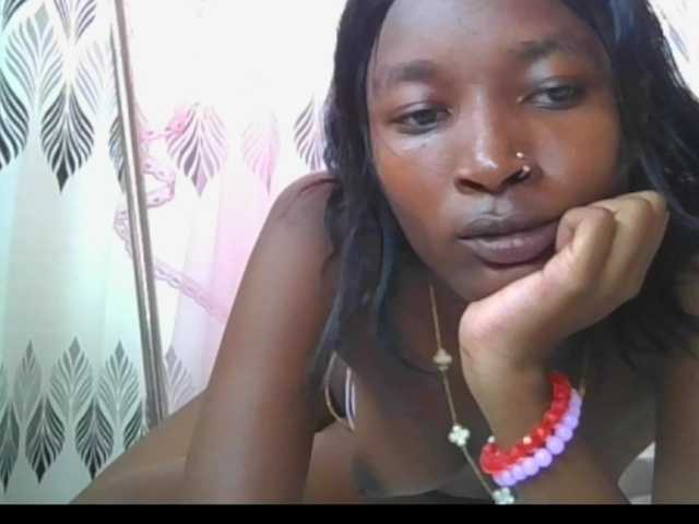 Hornylisa's BongaCams show and profile