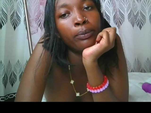 hornylisa webcam bongacams model stream image