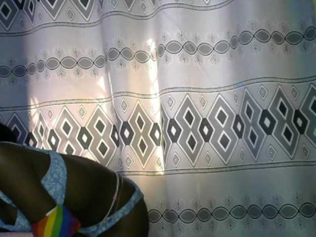 Hornylisa's BongaCams show and profile