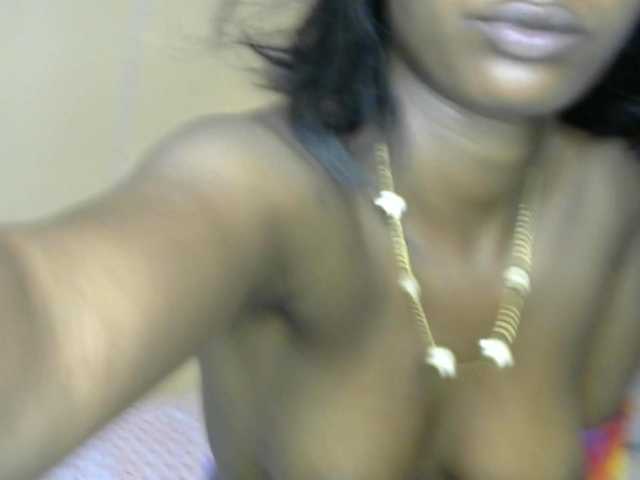 Hornylisa's BongaCams show and profile