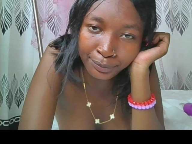 Hornylisa's BongaCams show and profile